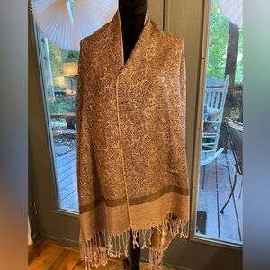 Brand New Pashmina Scarf/Wrap AA245AC